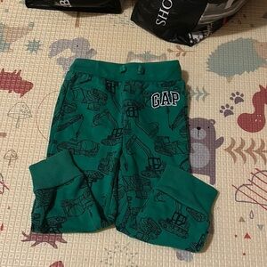 GAP Green Construction Print Pants